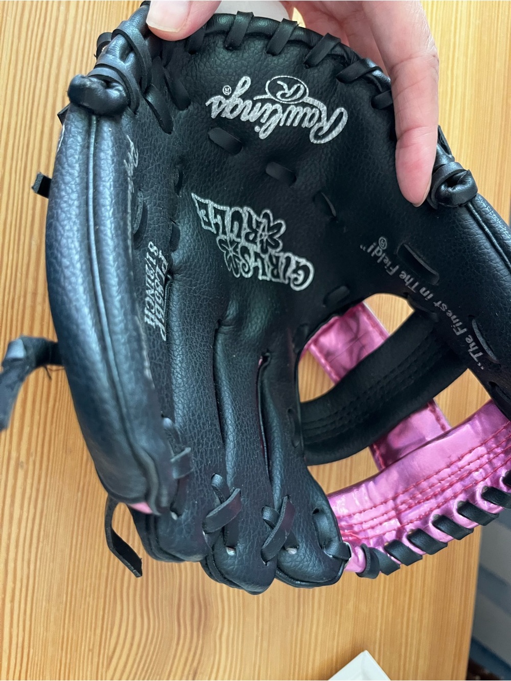 Rawlings Pink and Black Girls' Baseball Glove - Picture 5 of 7